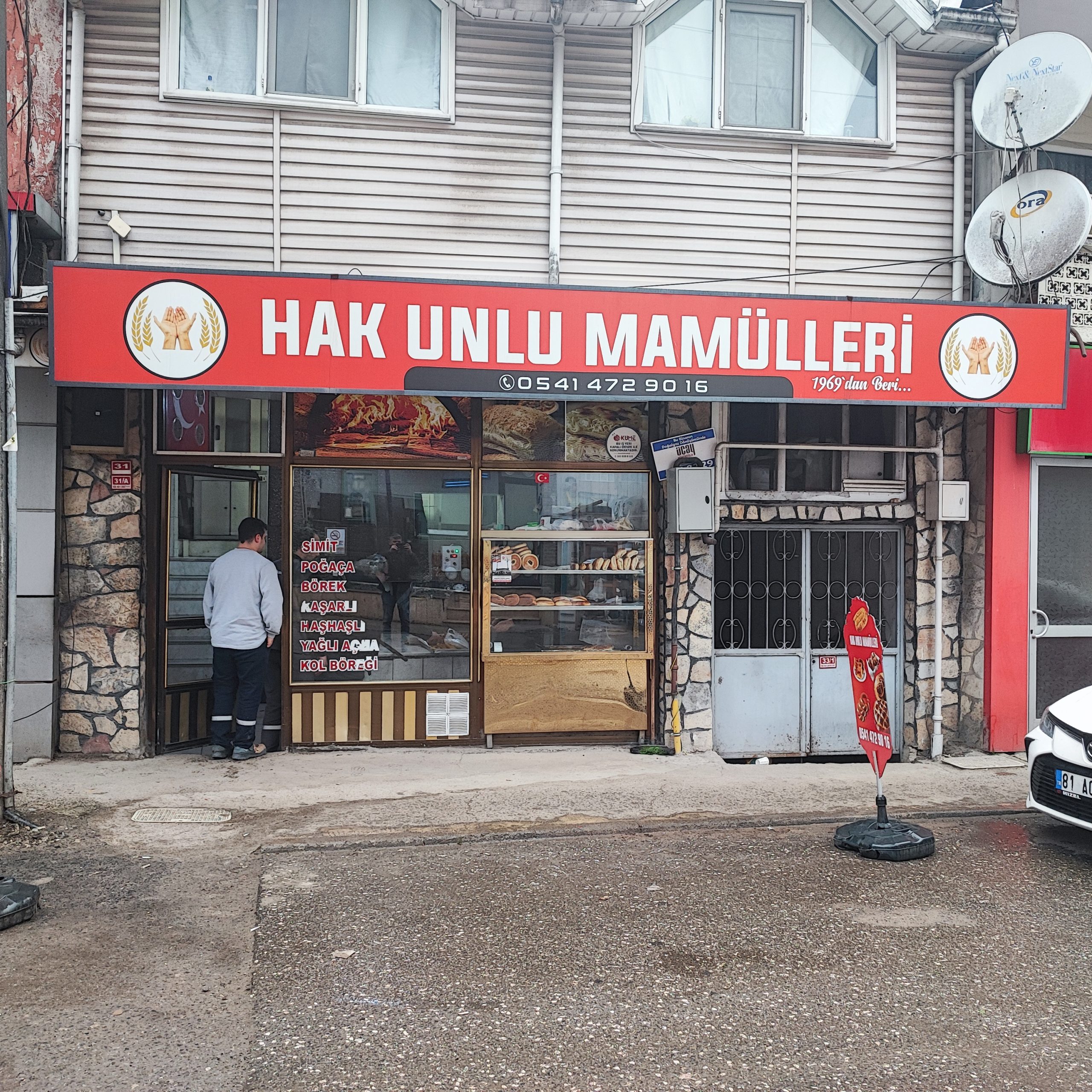Hak unlu mamülleri