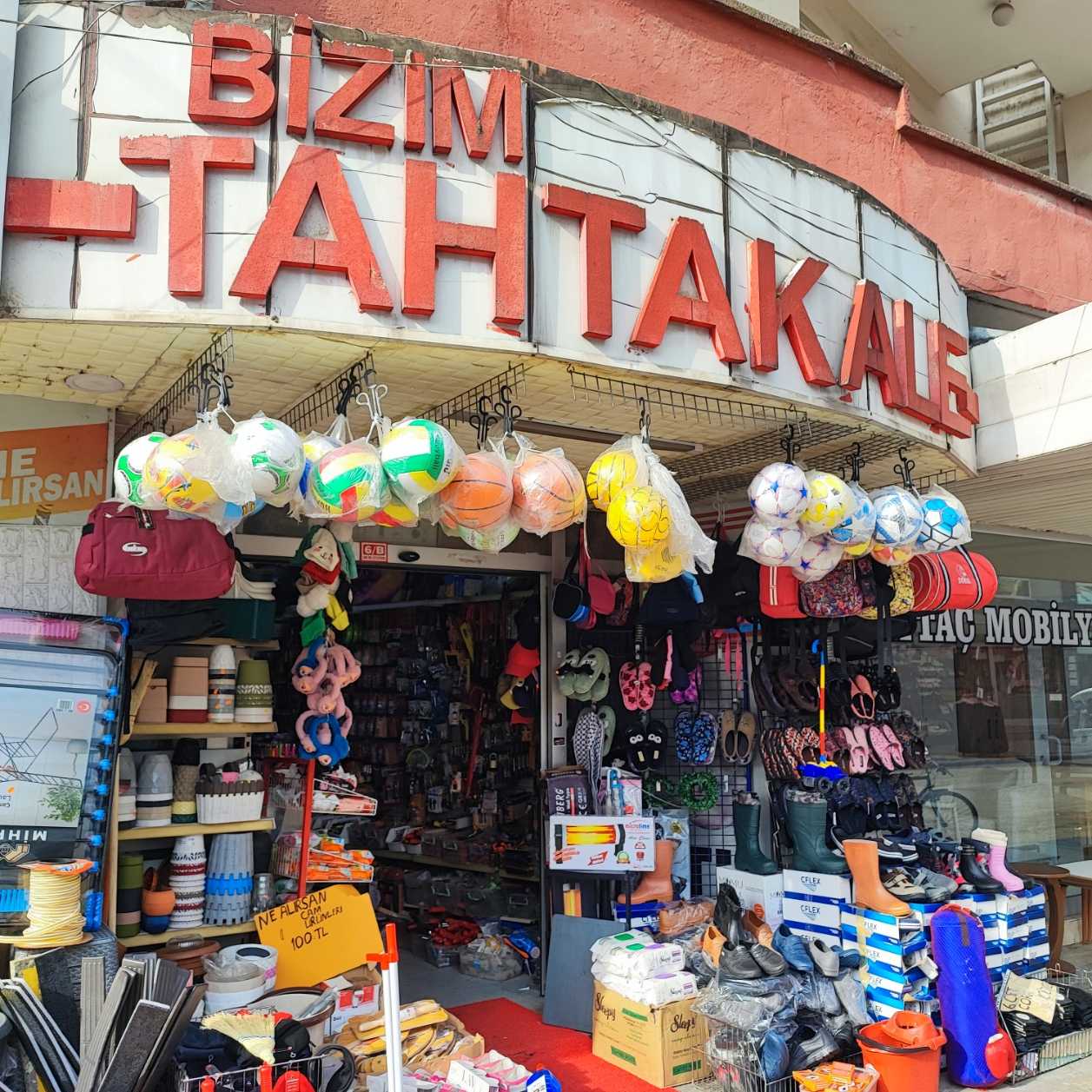 BİZİM TAHTAKALE